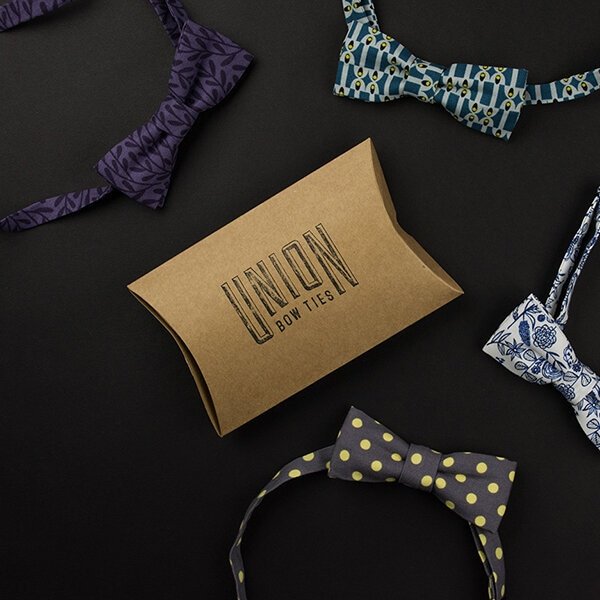 kraft-pillow-boxes-with-logo