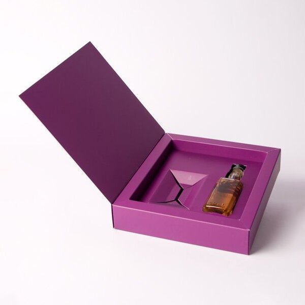 magnetic-closure-with-flip-top-boxes